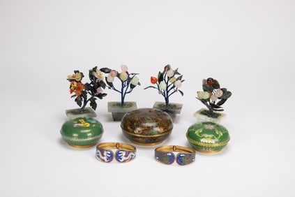 A Group Of Five Cloisonne Enamel Paste Box And Braclets