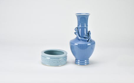A Blue Glazed ‘Chilung’ Vase And Blue Glaze Brush Washer (2 Pcs),Late Qing