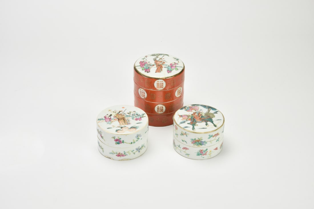 A Group Of Three Famille- Galzed Cover Boxes, Late Qing (1 of 12)