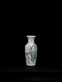 A Famille-Verte ‘ Figures’ Vase, Qing Dynasty