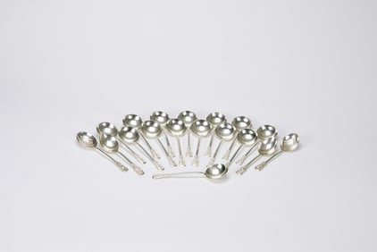 Set Of Chinese Export Silver Serving And Table Spoonslate 19th To Early 20th Century