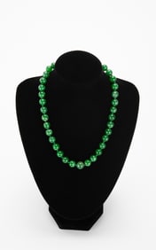 A Natural Semi-Translucent Emerald Green Jadeite Beads Mix With Omphacite Jade Beads NecklaceLate