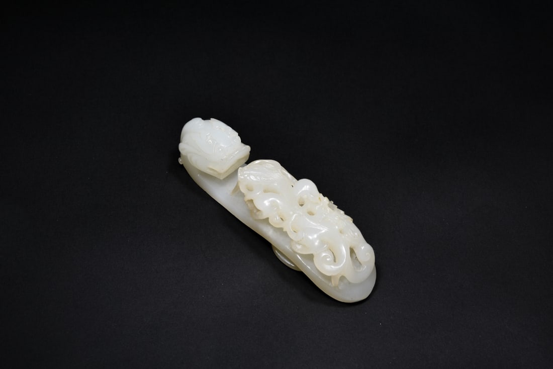 A Fine White Jade Belt Hook Carved with Chilong Amidst Cloud Scrolls, Qianlong Period, Qing Dynasty (1 of 8)