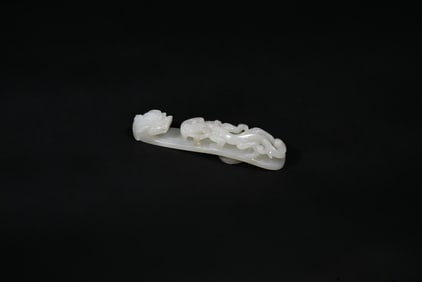 A Fine White Jade Belt Hook with Dragon Head and Chilong Design, Qing Dynasty, 18th–19th Century