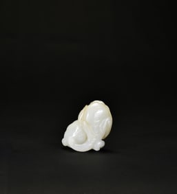 A White Jade Carving of Gourd with Tendrils, Qing Dynasty (18th–19th Century)