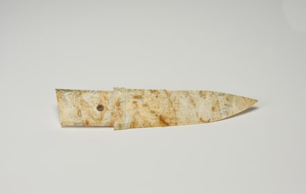 A Large Carved Jade Ritual Blade (Ge), Late Shang To Early Zhou Dynasty