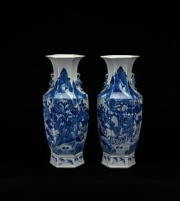 A Pair Of Fine Chinese Blue and White Hexagonal Vase with Twin Pomegranate Handles, Qing Dynasty