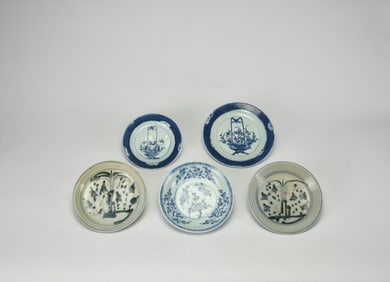 A Group of Five Blue and White Dishes with Floral Basket and Botanical Designs, Qing Dynasty (18th