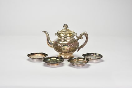 A Chinese Silver Teapot and Four Small Dishes, Late Qing to Republic Period (circa 1900–1930)