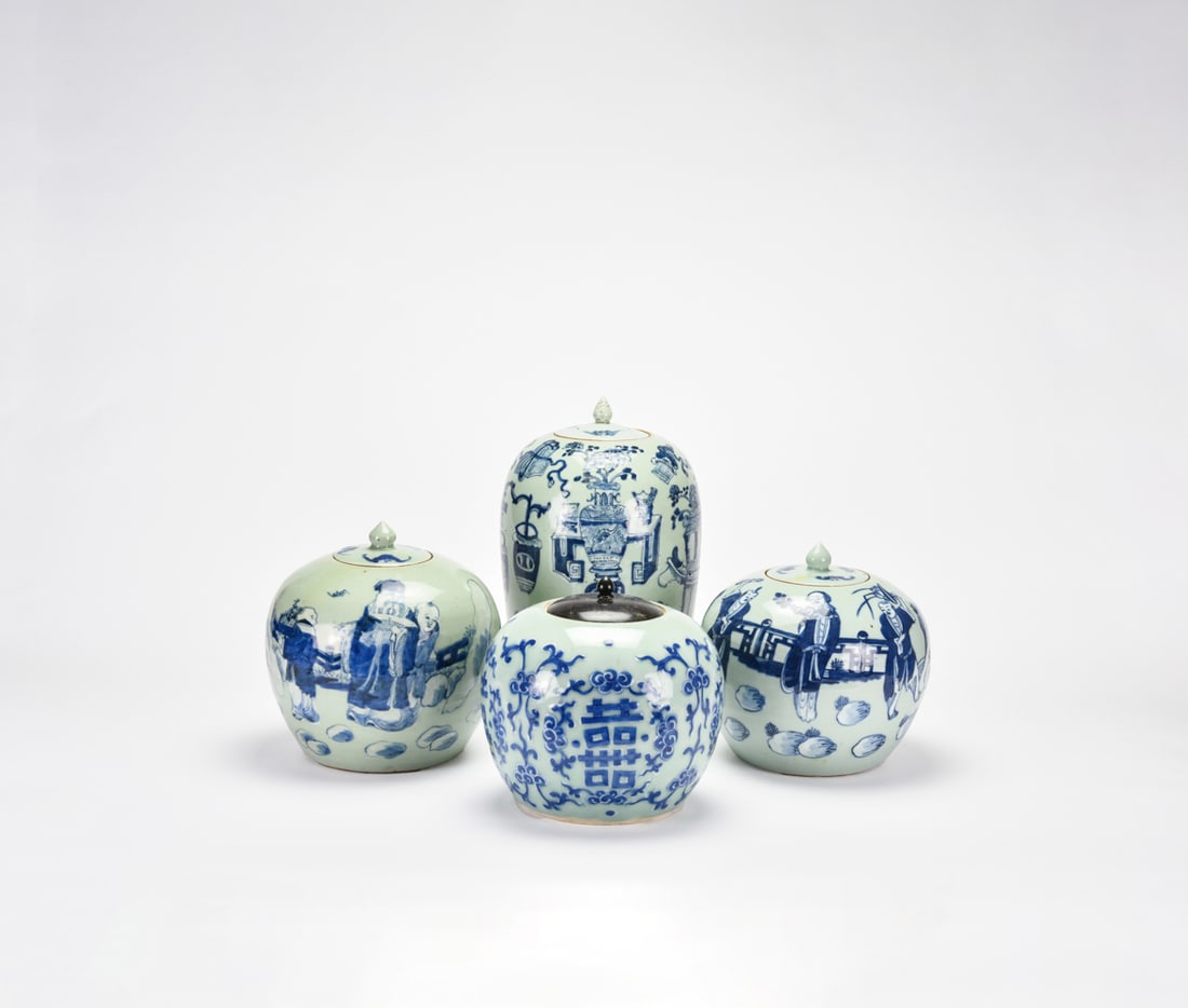 19th Century - A Group of Four Blue and White Porcelain Jars, Comprising a ?Hundred Antiques? Jar (1 of 9)