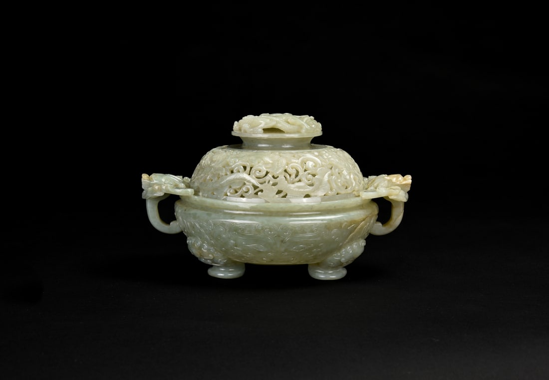 A Qing Dynasty Celadon Jade ?Dragon? Twin-Handled Tripod Covered Censer (1 of 10)