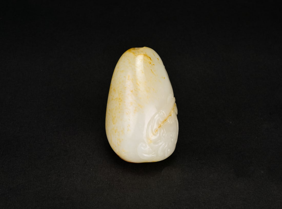 A White Jade Pebble-Form Snuff Bottle. 18th Century (1 of 11)