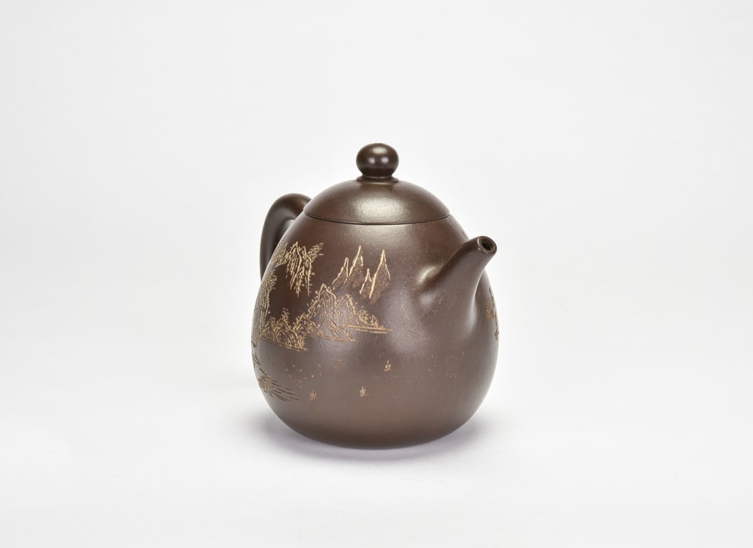 A Yixing Stoneware Teapot - 7