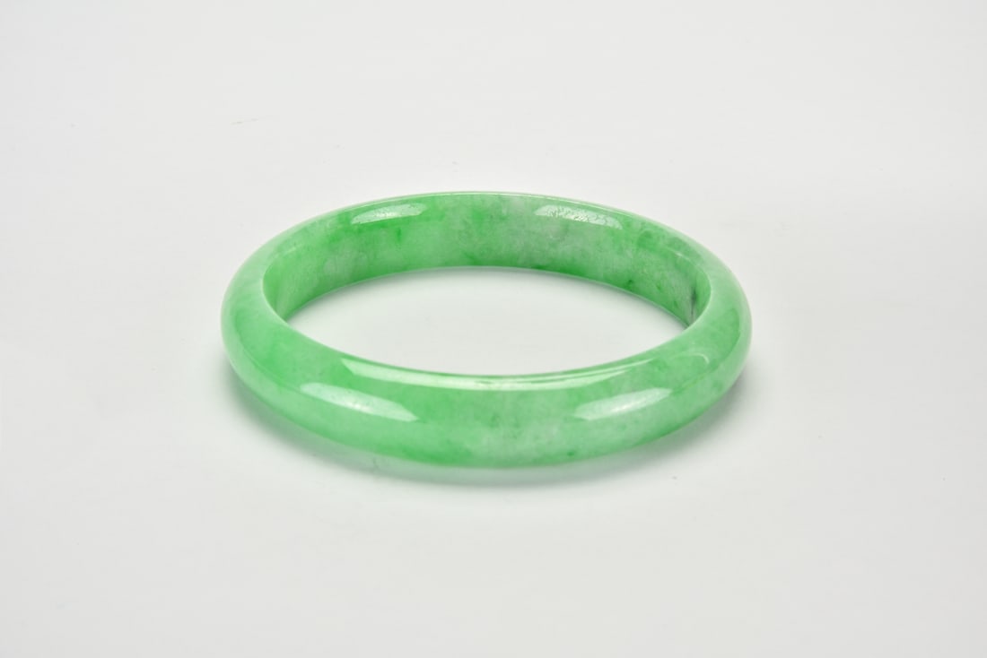 A Green Jadeite Bangle - 7