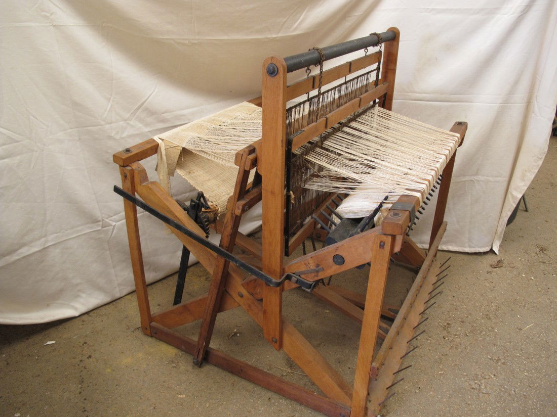 137 Orig. Union Loom Works, Floor Loom, Union Loom, No Lot 0137