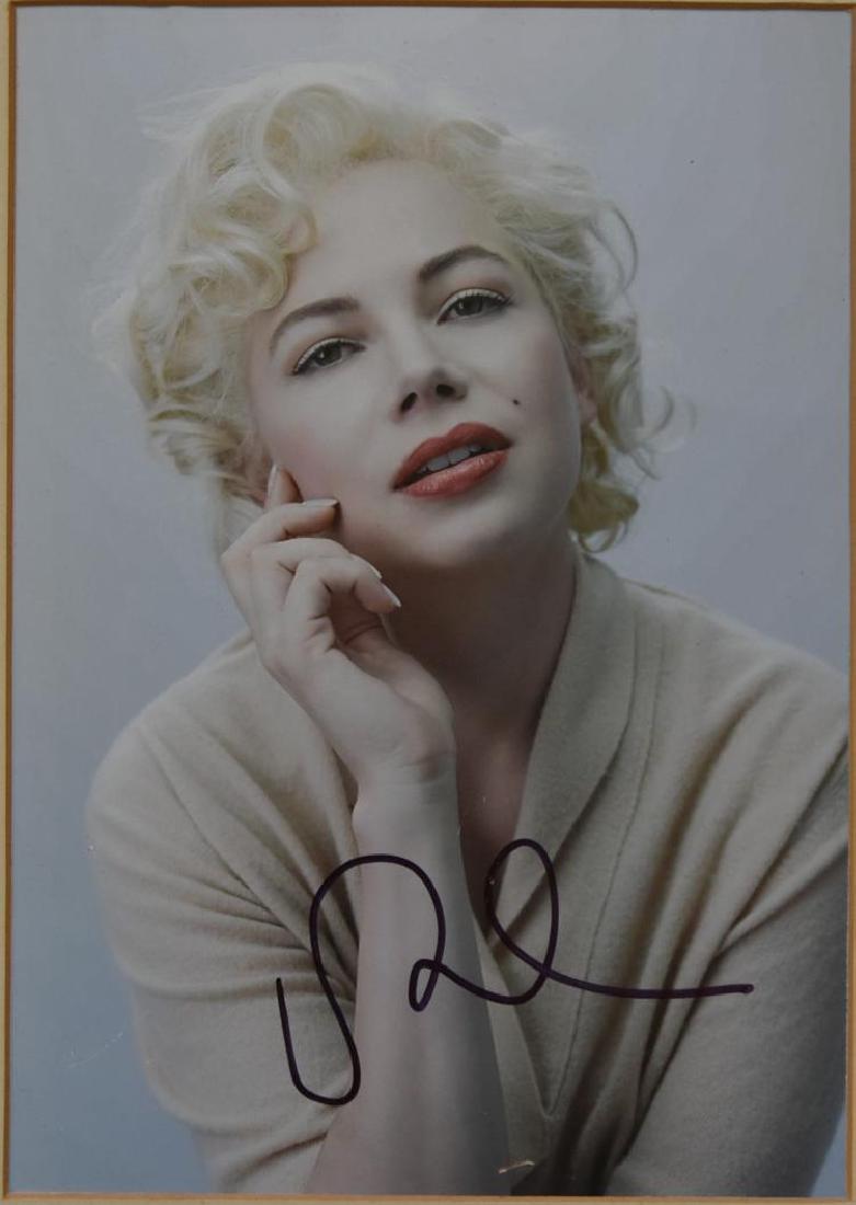 Michelle Williams Played Marilyn Monroe, hand Signed: Size Oscars Q&A: Michelle Williams, playing a Hollywood icon 8" x 11" frame is 15" x 18"
