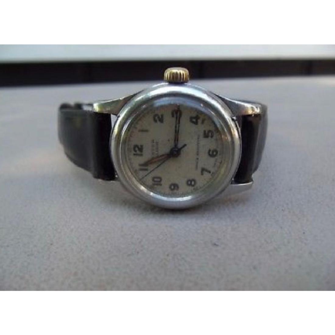 Rolex Vintage 1940s Rare Oyster Military: Men's Rolex Wrist Watch Vintage 1940s Rare Oyster Raleigh Rolex Military Men's Wrist Watch, 15 jewel mechanical wind movement, stainless steel oyster case, this watch was used by the Solider during 