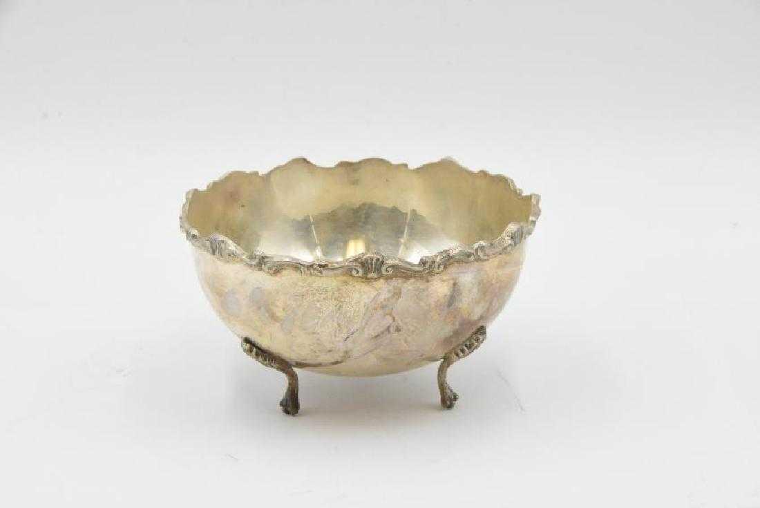 European Sterling Silver Bowl England 4 legged footed: Marked English 800 europ Sterling Silver ---- 5L X 3H
