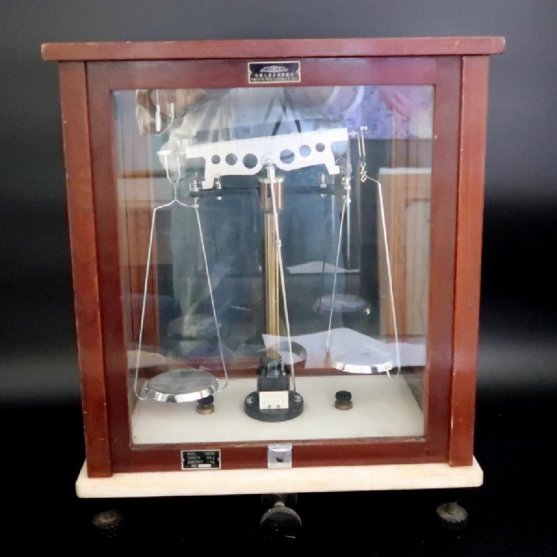 Antique Weight Balance Scale (1 of 8)