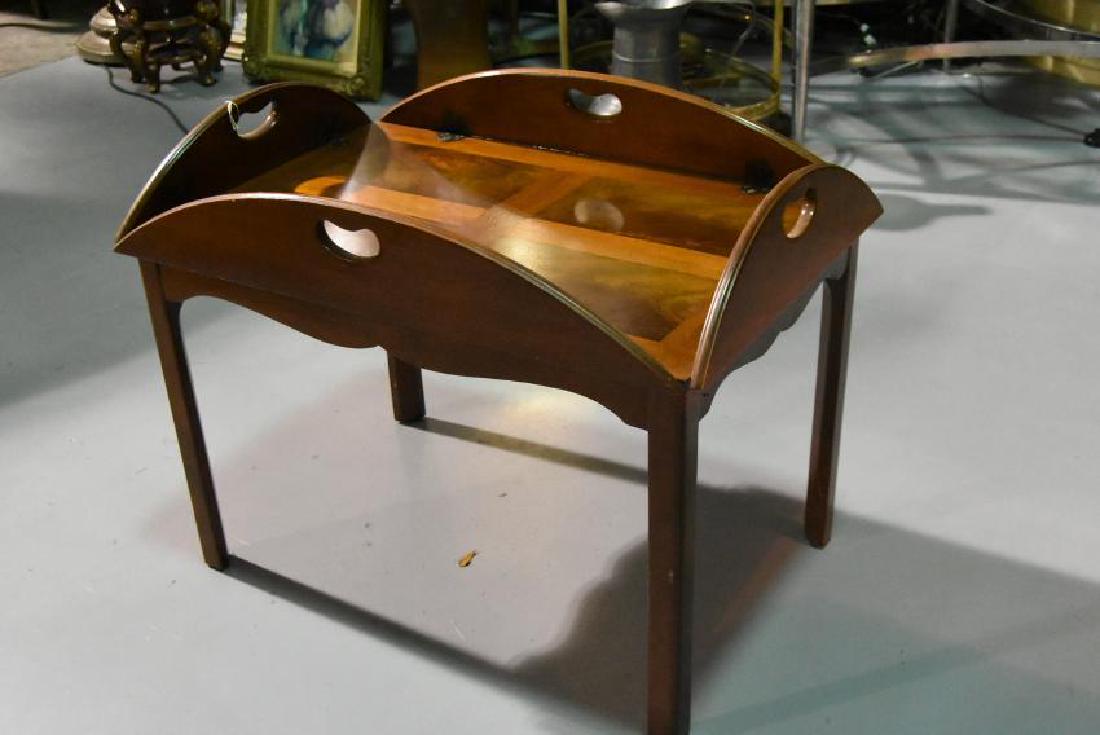 Baker Butlers Table (1 of 1)