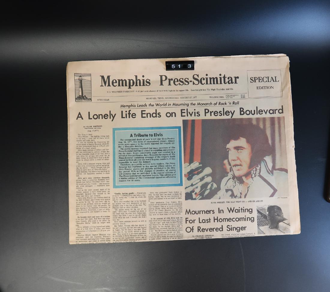 News Paper Elvis Presley "Special Edition": Collectible original news paper with 12 pages