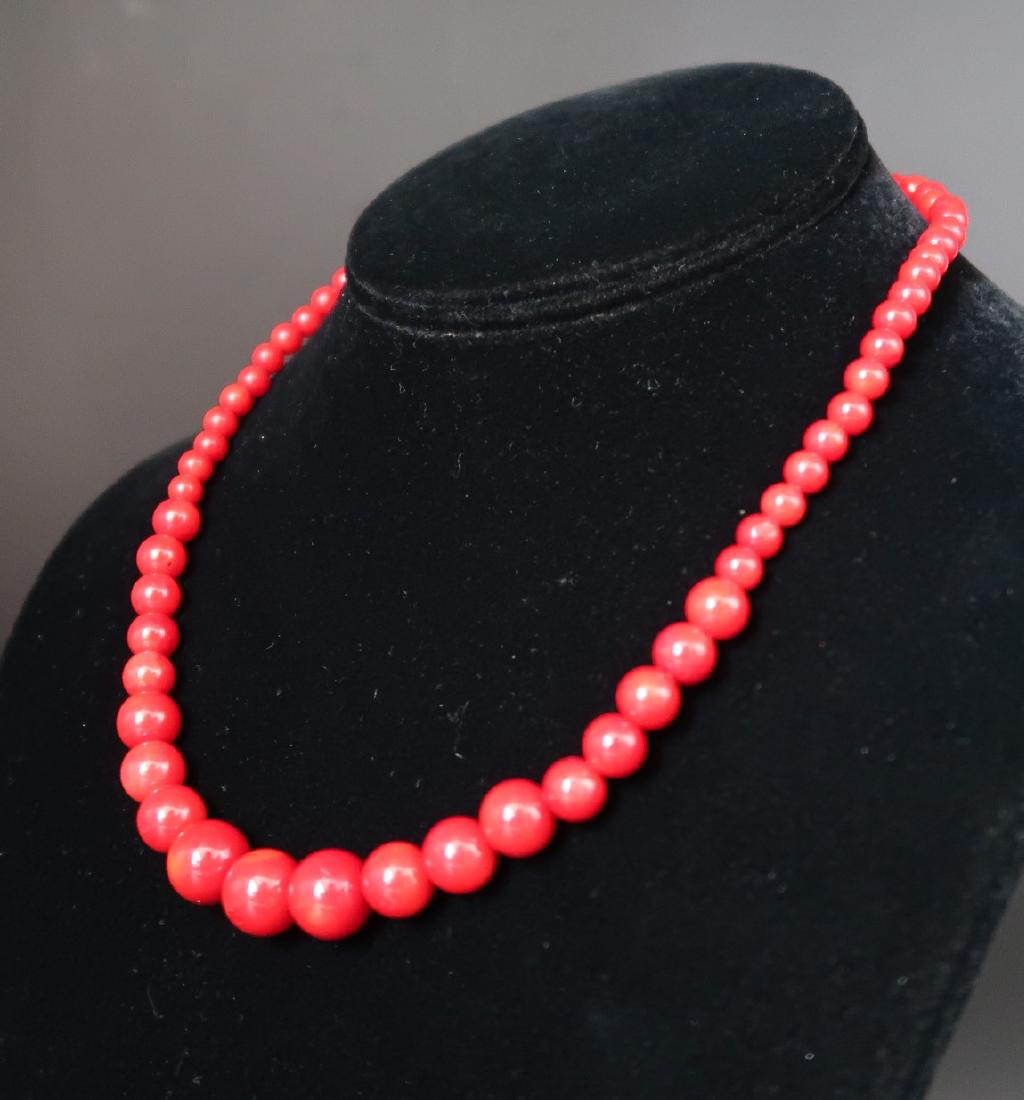 Natural Red Coral Necklace: Vintage red shiny coral beads from small to bigger beads, size: 7" L