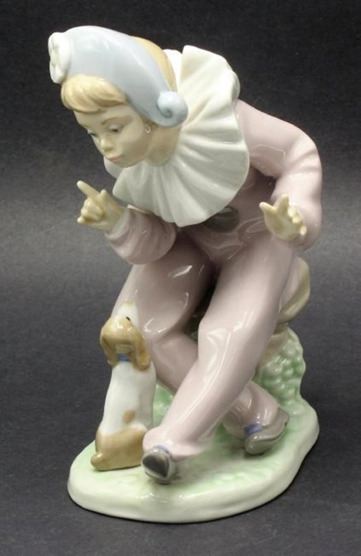 Nao by Lladro "Listen to Me" #1099 Clown/Harlequin: Nao by Lladro "Listen to Me" #1099 Clown/Harlequin size:6 1/2" h.