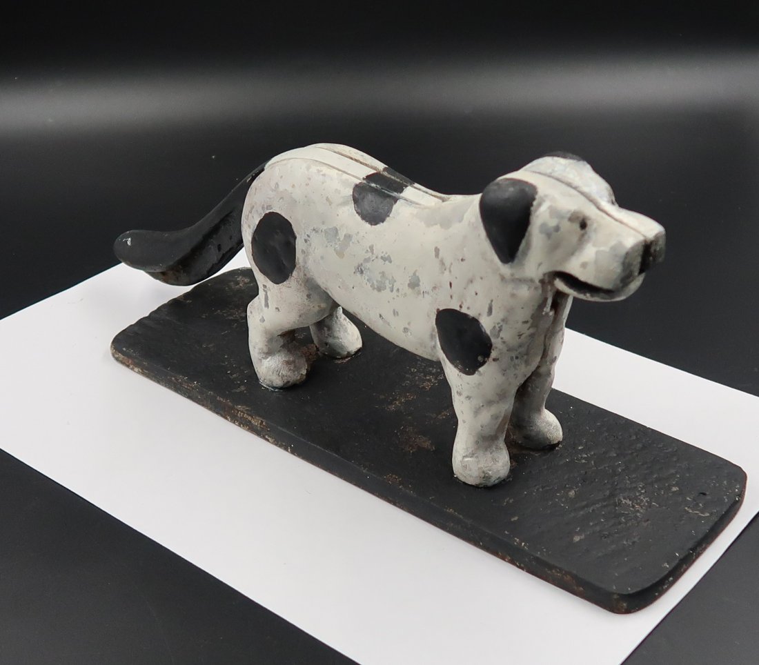 Cast-Iron Dog Machanical Nutcracker (1 of 4)