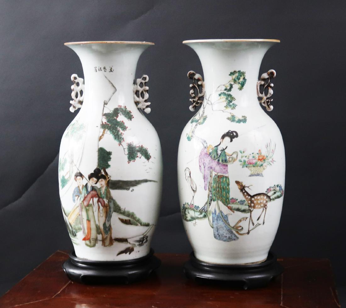 Fmille Aerte 2 Oriental Vases  CR. 1723 Scholar Design (1 of 4)