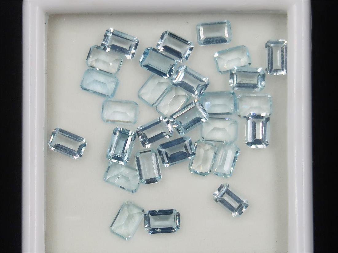 Jr Aquamarine Gemstones.: 31pcs. Jr Aquamarine Gemstones.