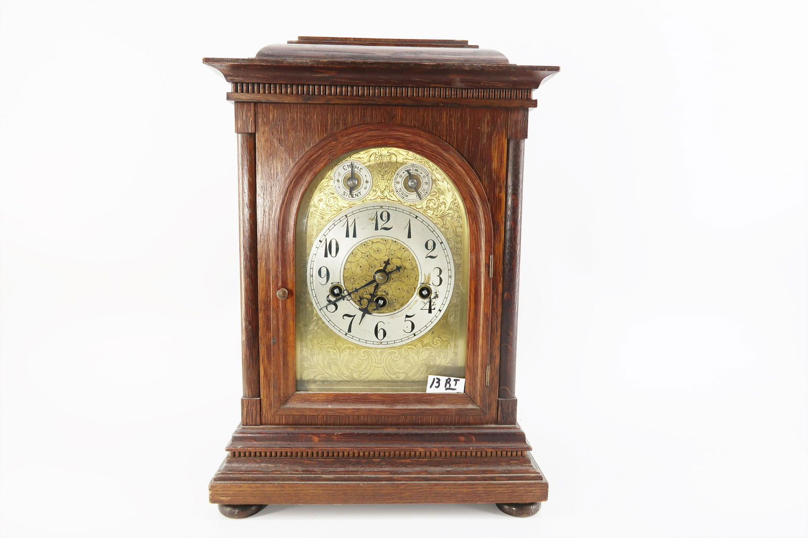 Oak Mantle colck gold gilt chime clock (1 of 2)