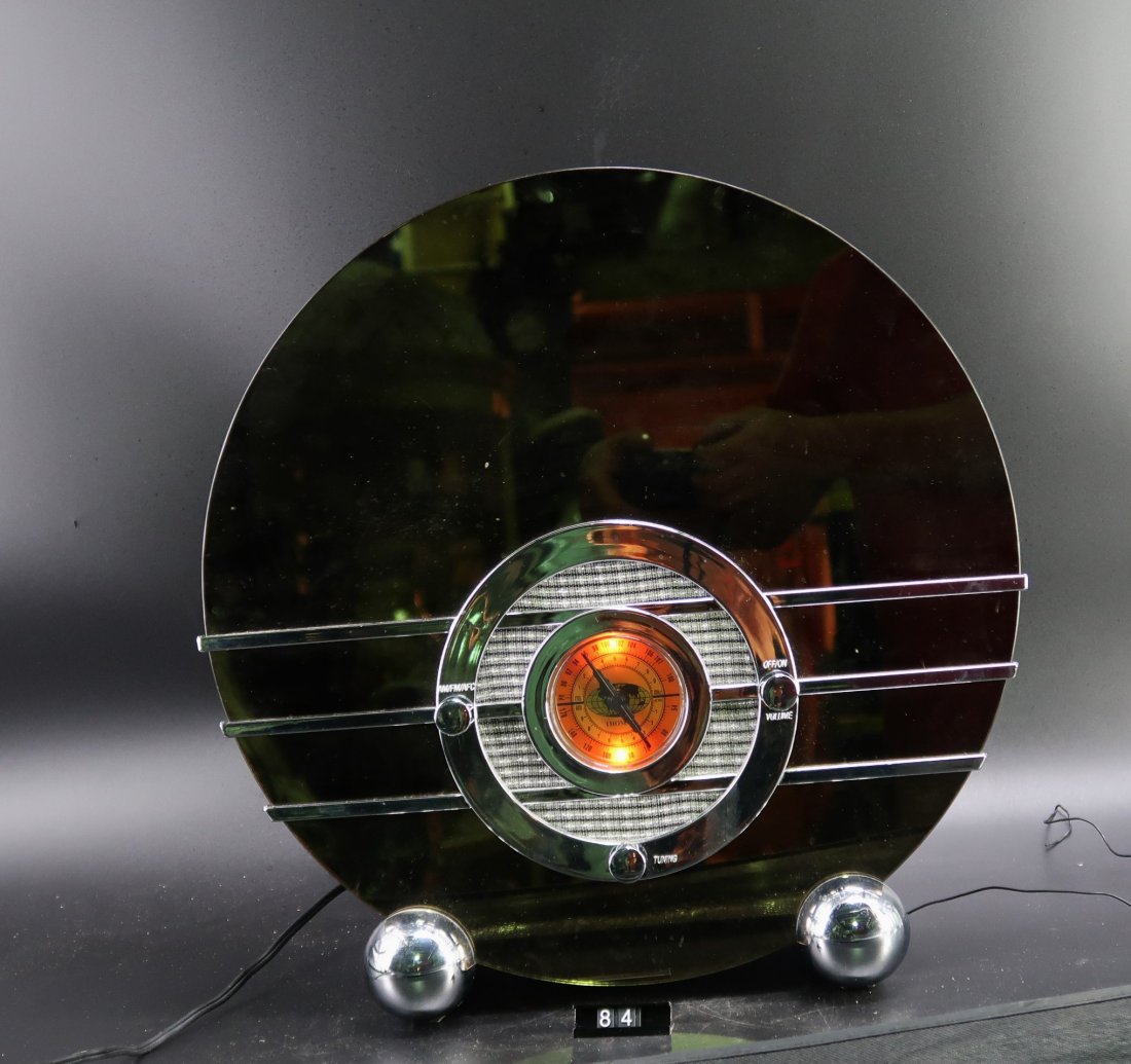 Thomas Blue Bird Museum series Radio Art Deco (1 of 5)