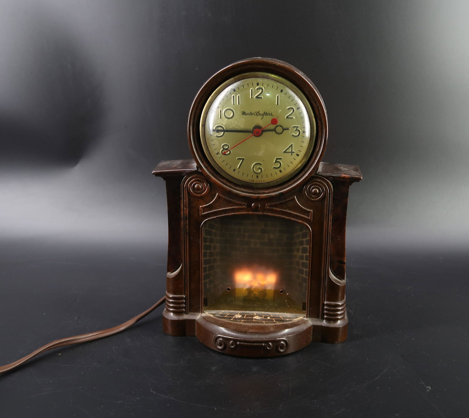 Antique lit fire place clock Master crafters USA (1 of 6)