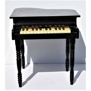 Antique Amadeus Hering Childs Piano: !!!!