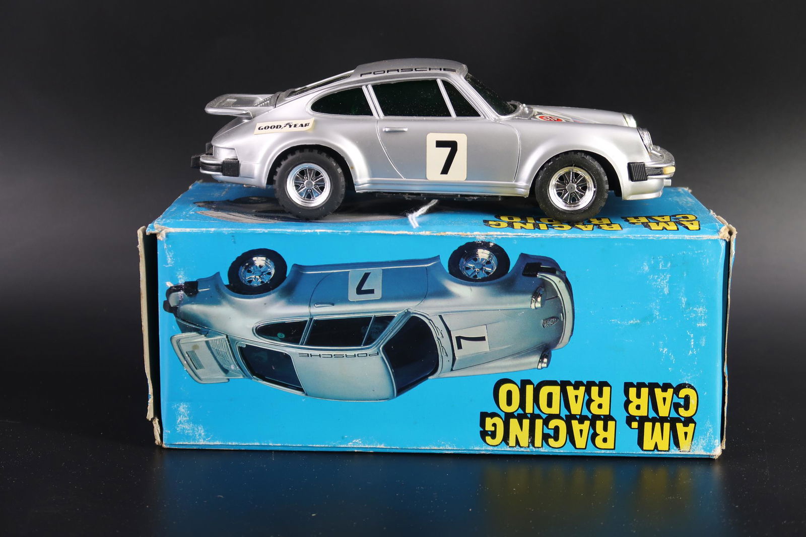 Porsha Razing Radio Car By British Design (1 of 5)