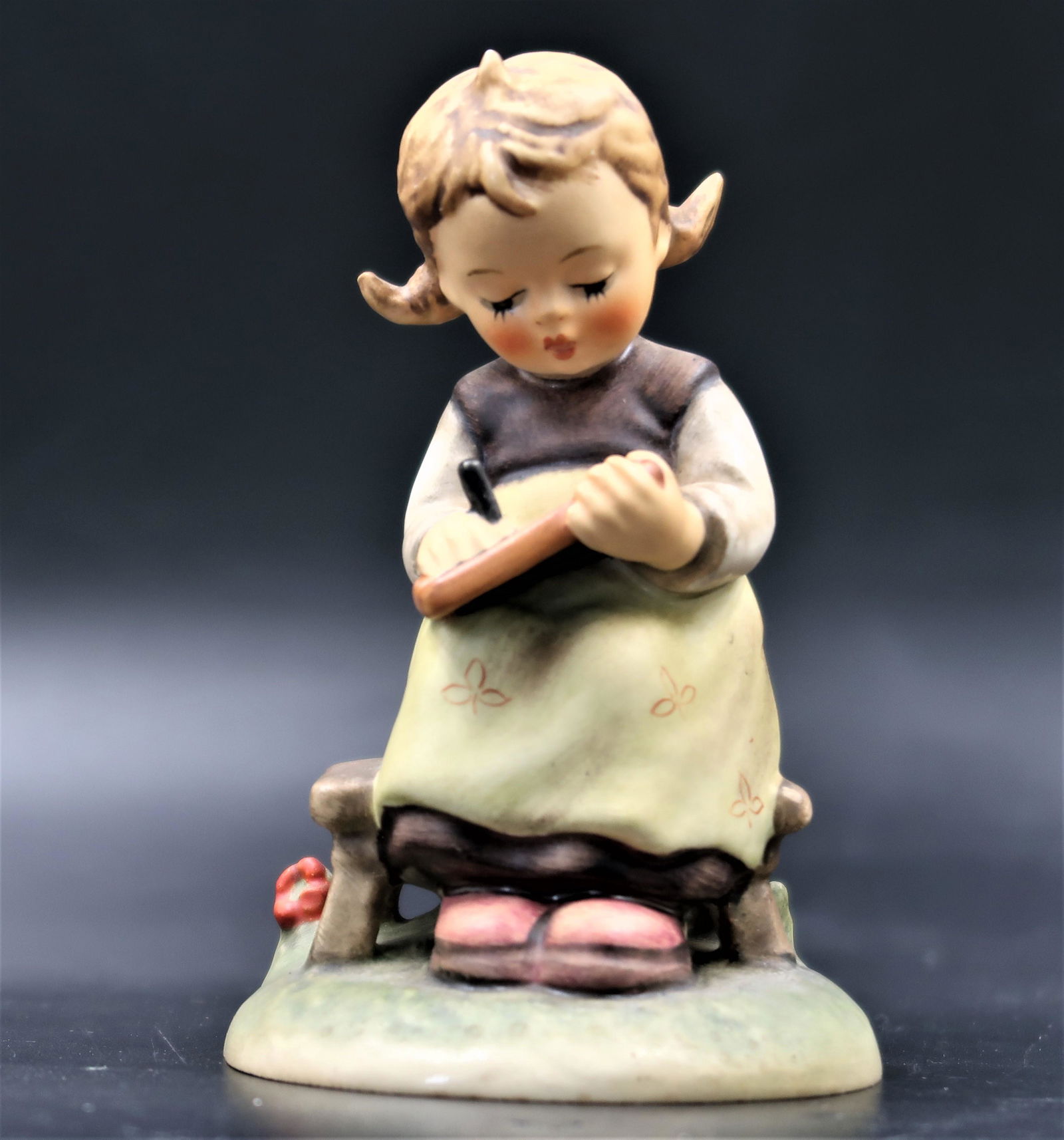 Hummel Goebel Figurine School Girl Rare w. German: Hummel Goebel Figurine School Girl Rare w. German