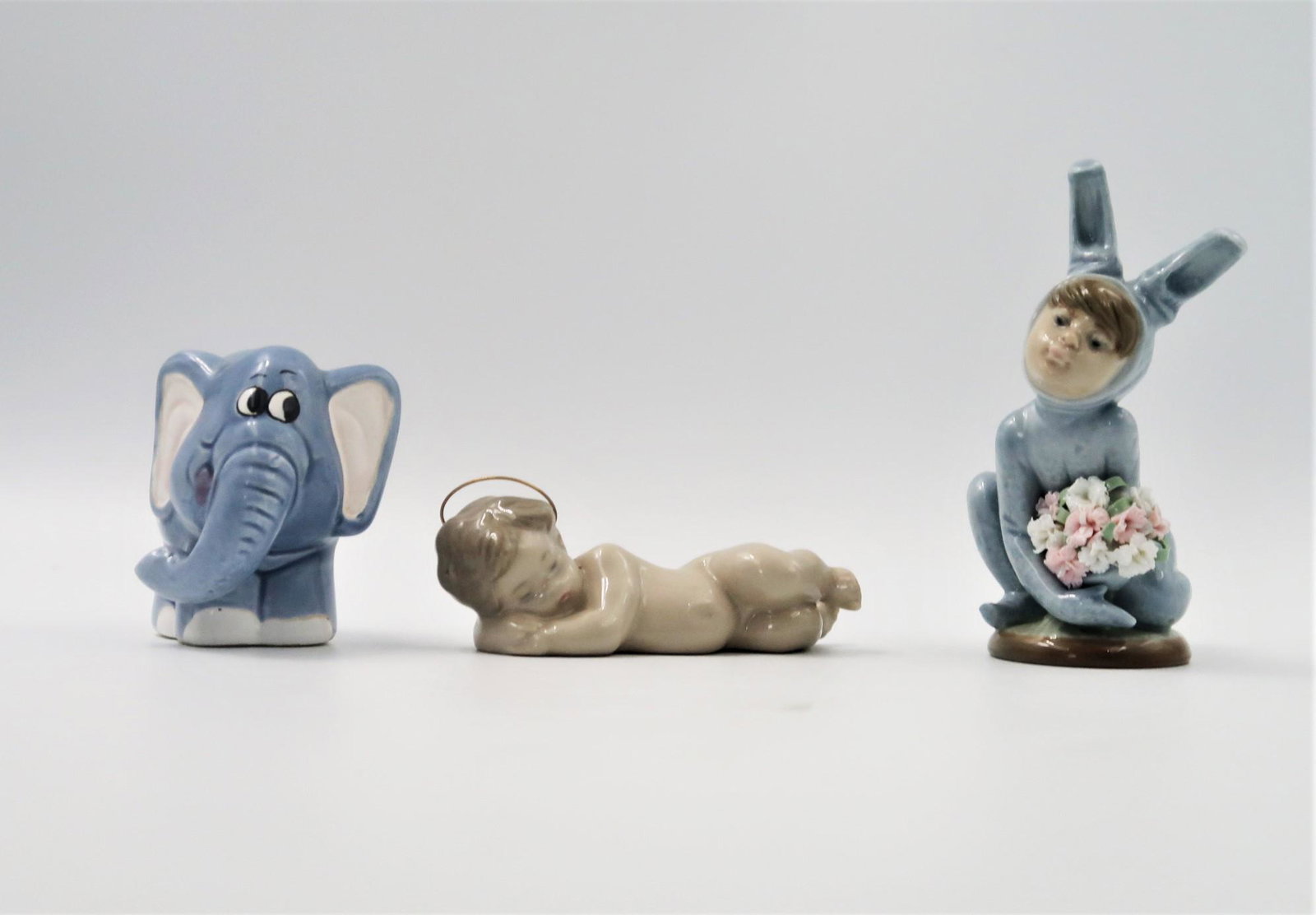 3 Porcelains 2 LLADRO and a Elephant: 3 Porcelains 2 LLADRO and a Elephant