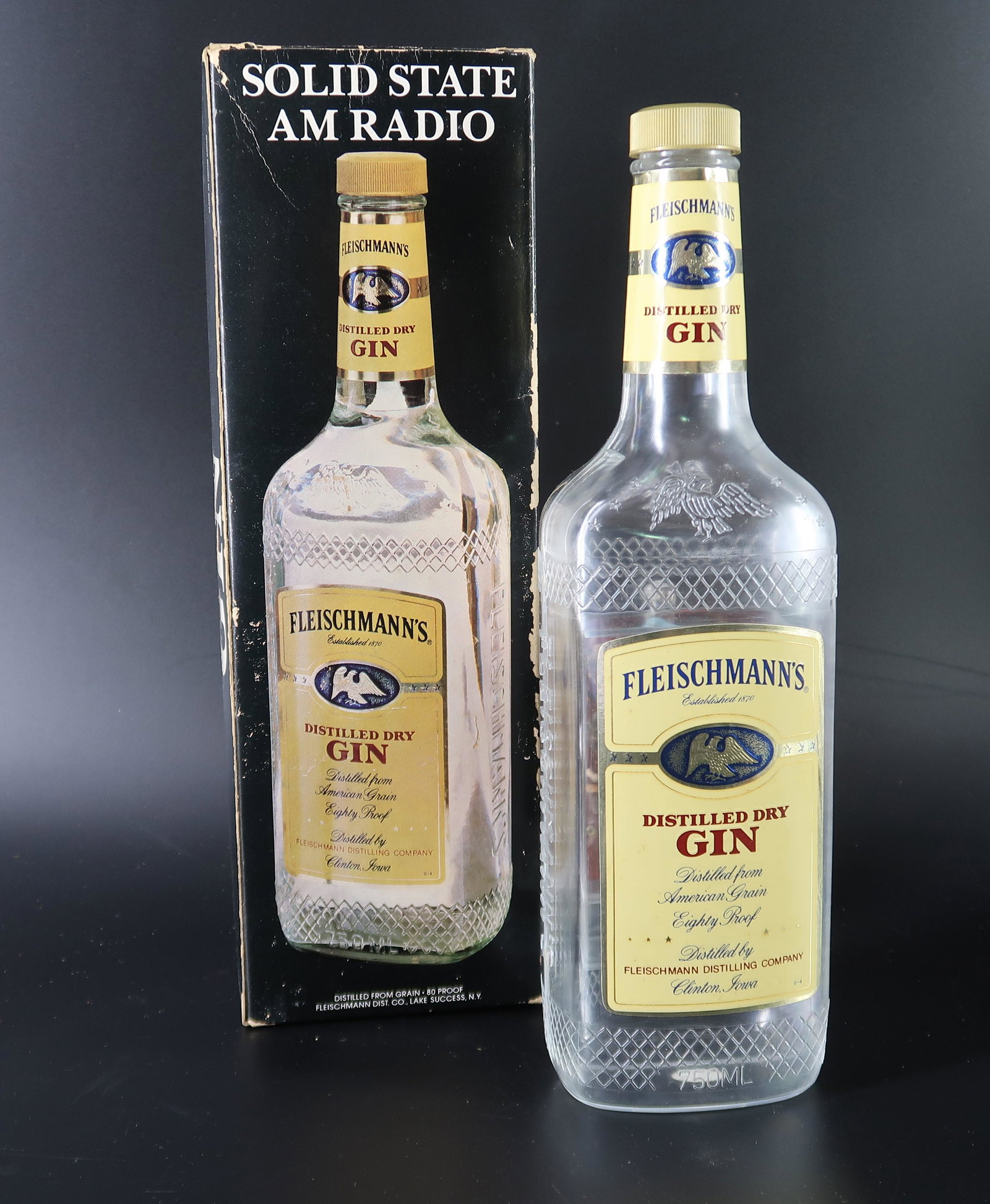 Vintage Fleischmann's Gin Never used in Box Am Radio: Advertising rare, size: 11 1/2" X 3"