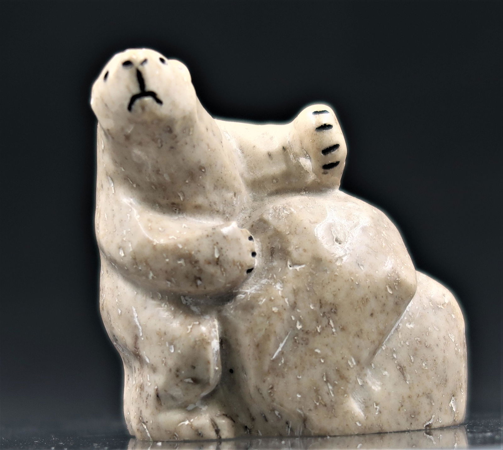 Intuit Art Escamo Bear Carving (1 of 4)