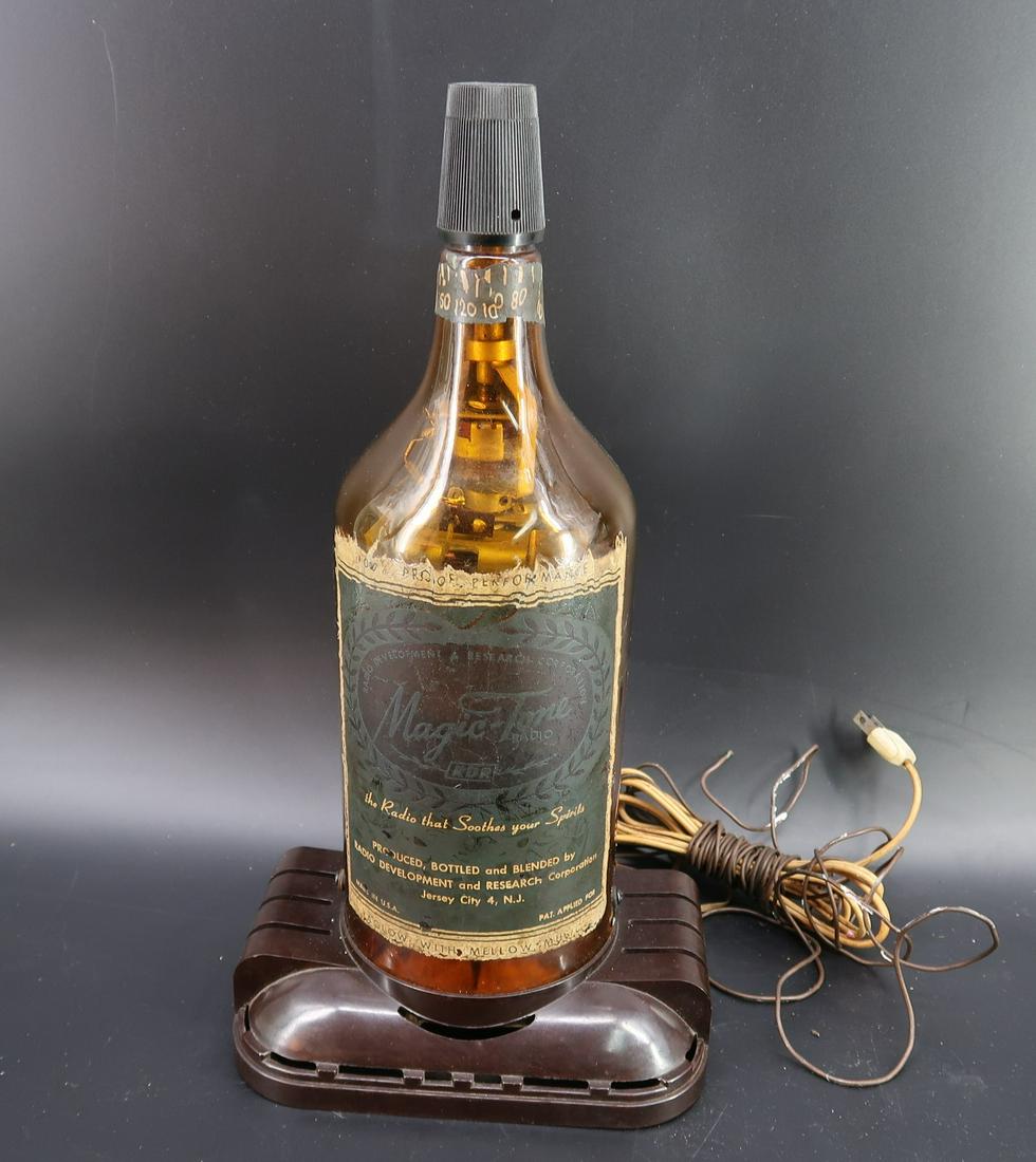 Magic Tone Transistor Radio Vintage (1 of 3)