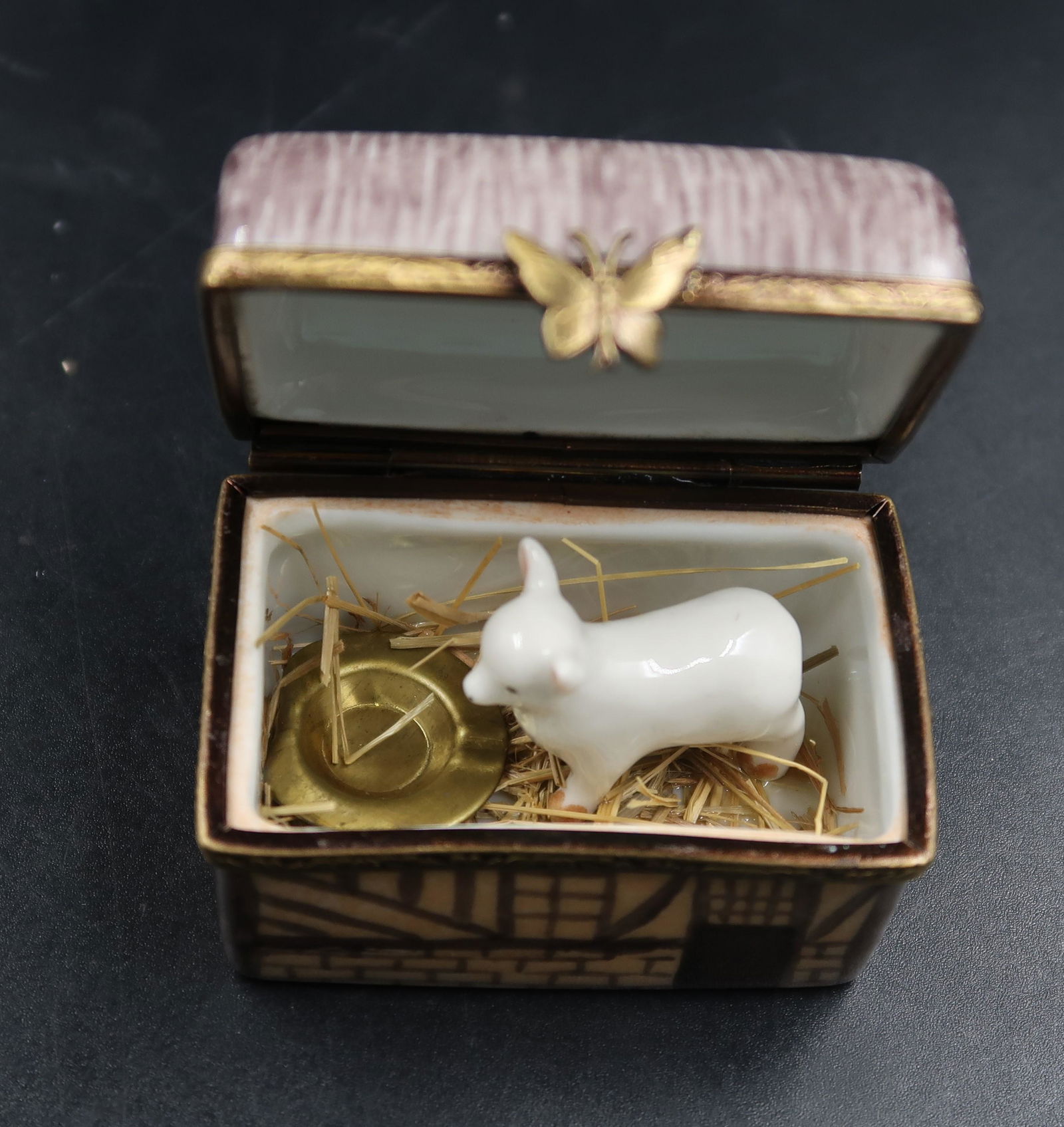 Limoges Vintage Porcelain Trinket Box w/ baby Lamp (1 of 4)