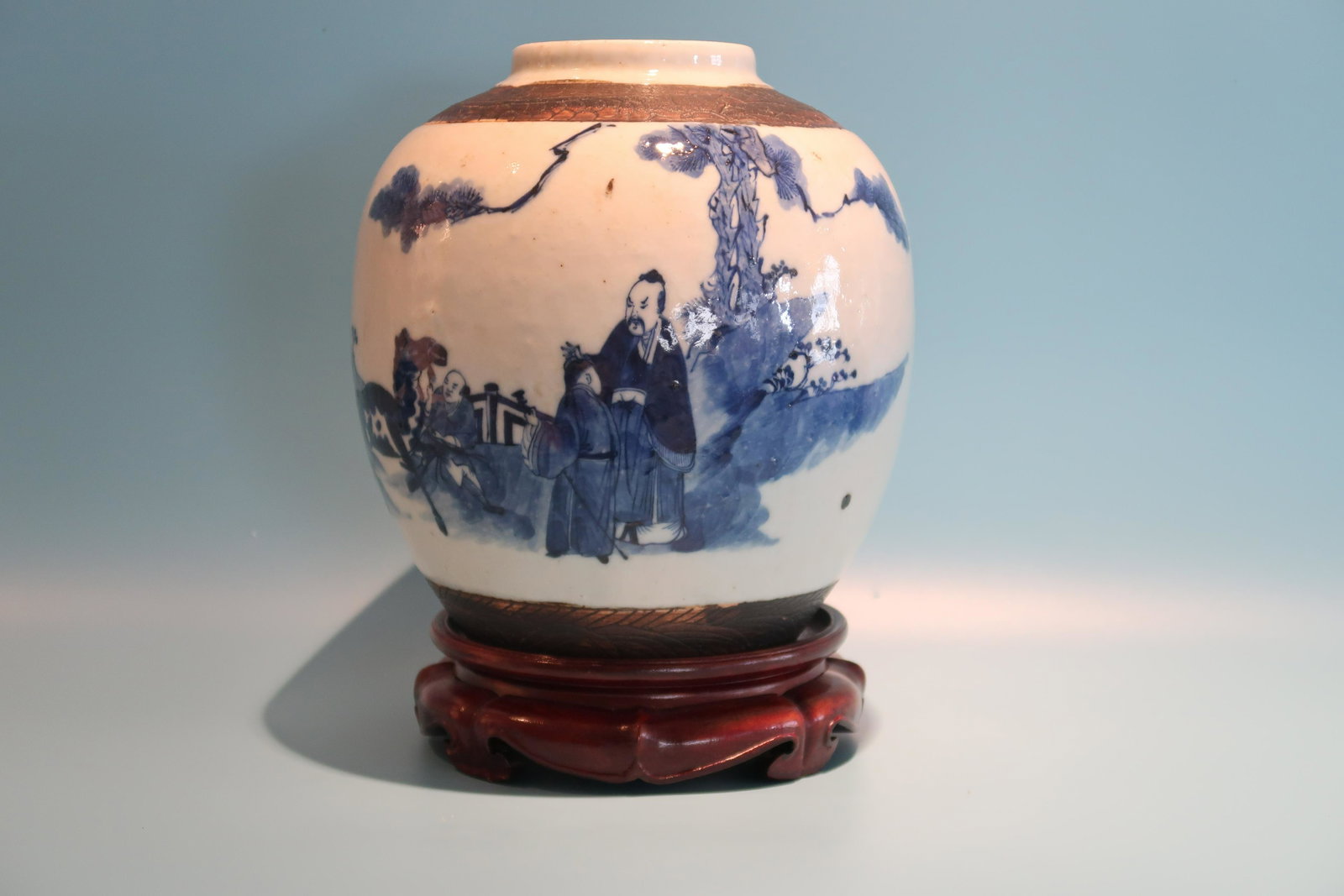 Blue & White Vase w/ Wood Base: Size: 10 1/4"H x 8 1/4"D
