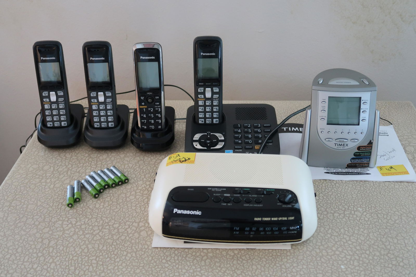 Electronic Home Accessorries (1 of 3)