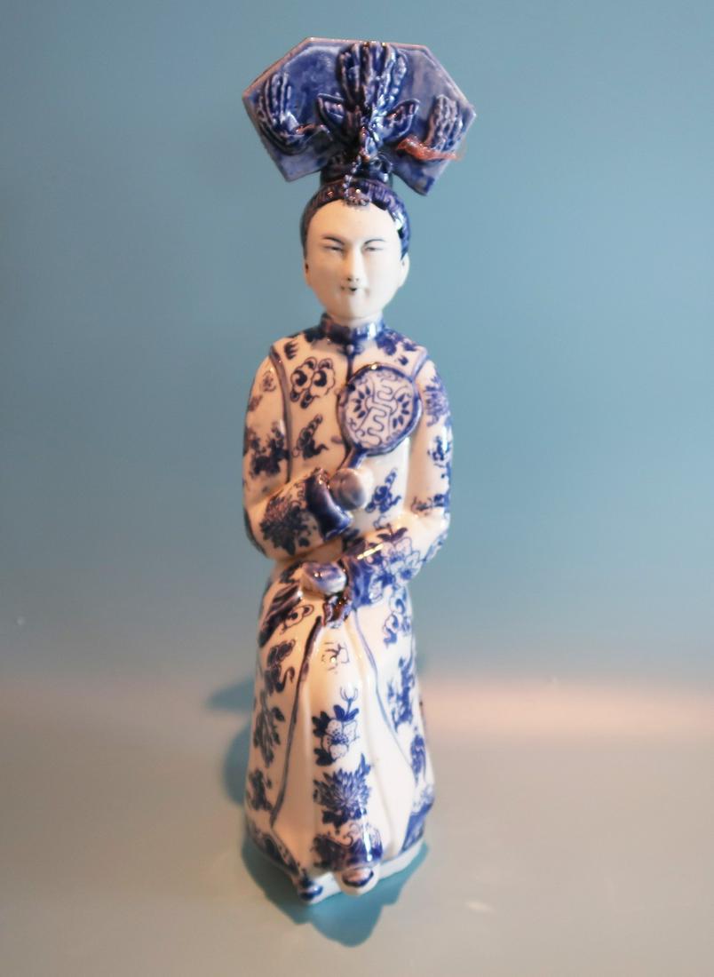 Chinese Blue Statue Porcelain Vintage: 18 X 6 1/2"