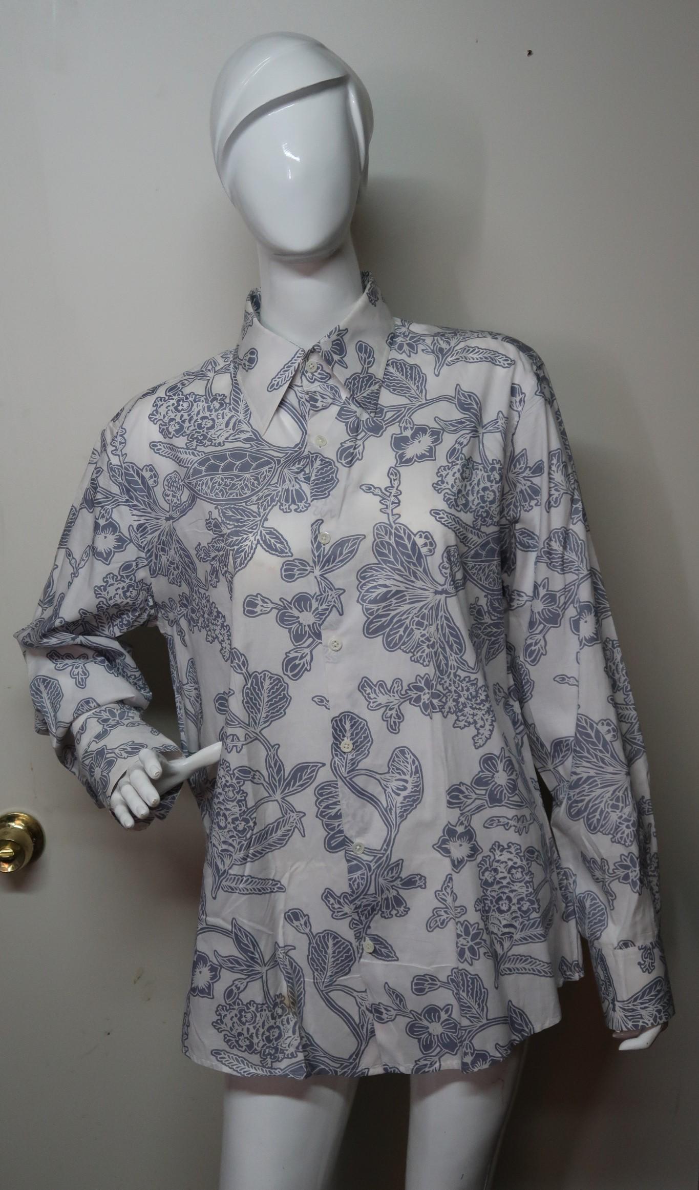 Theory Gray Flowers Pattern: Size: Large