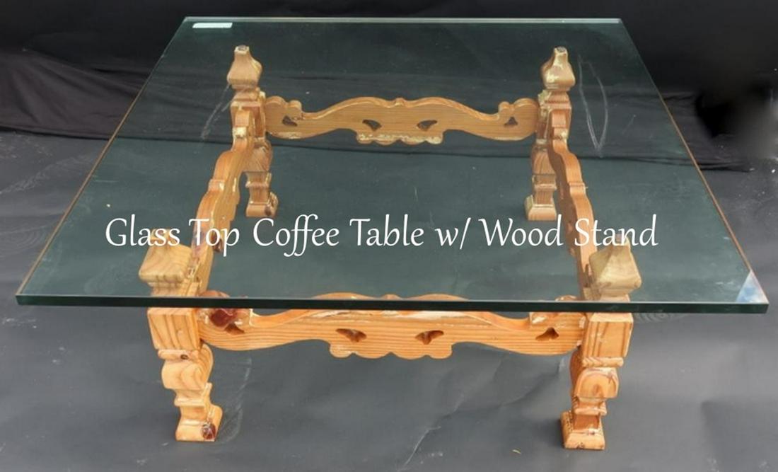 GLASS TOP COFFEE TABLE: Measurements vary