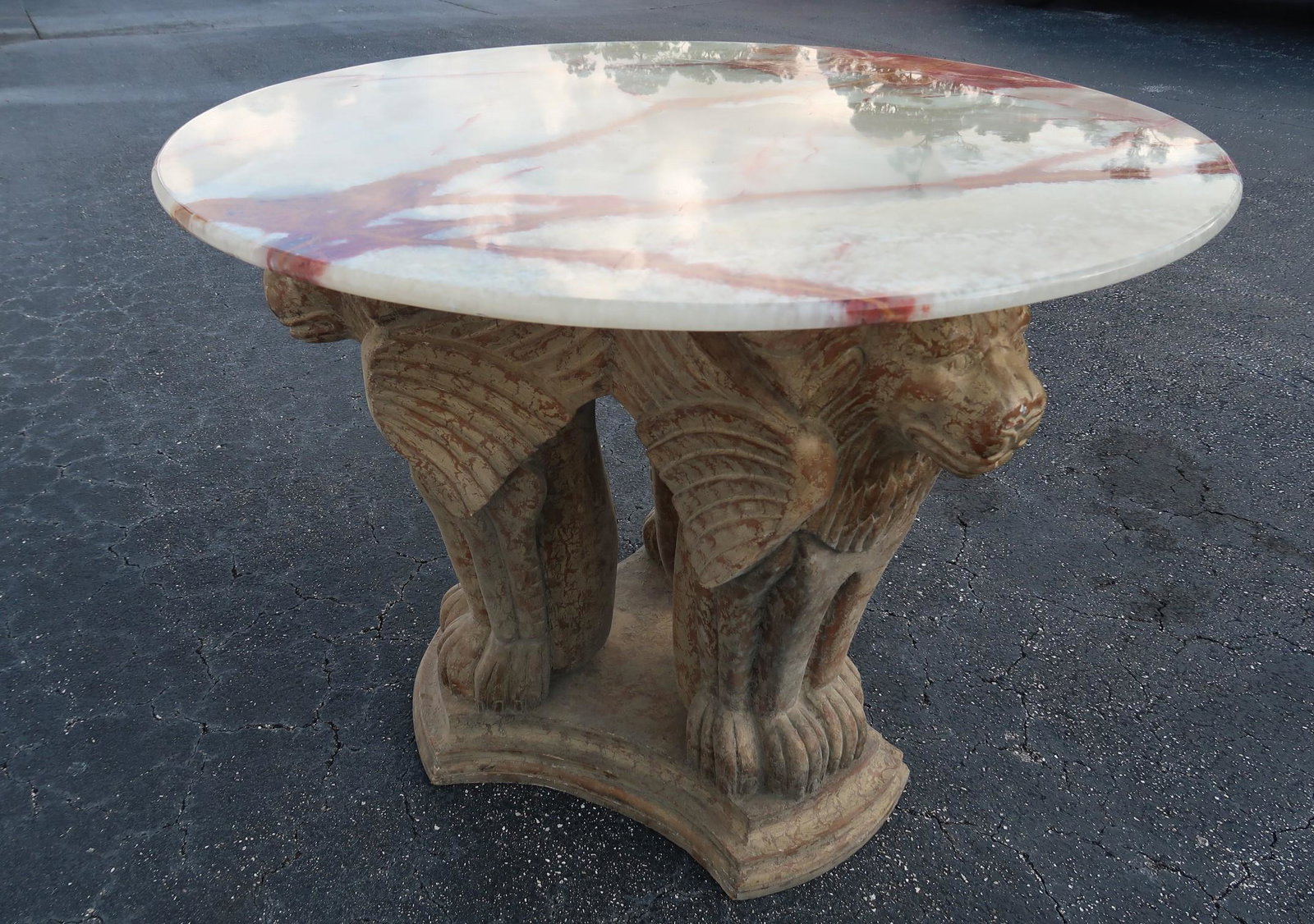 Egyptian Lion W/ Onyx Top Table: Egyptian Lion W/ Onyx Top Table, must pick by the shipper