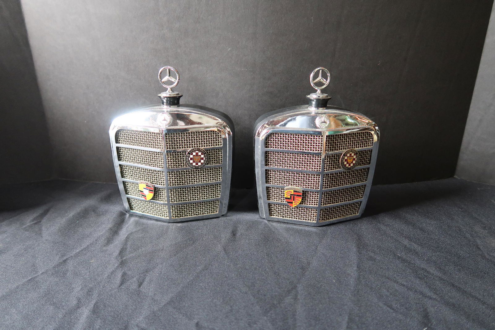 Mercedes 6 Transistor Radio (1 of 1)