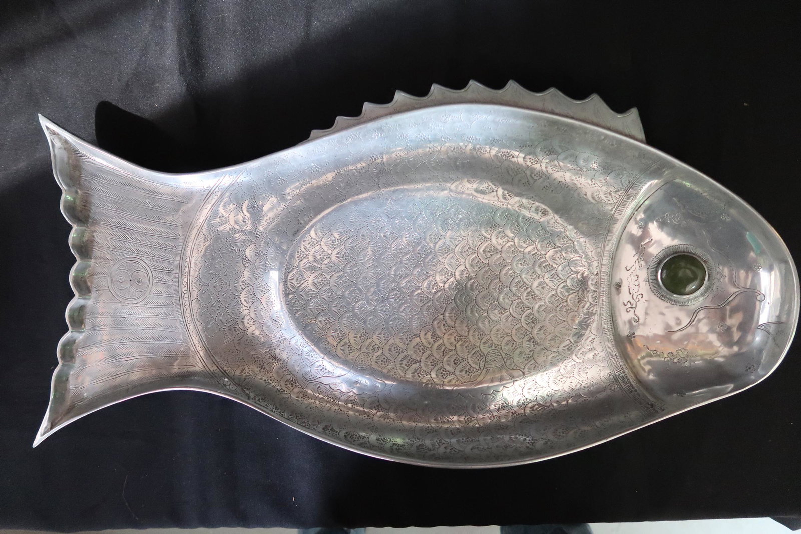 Aluminum Handmade Fish Serving Dish With Green Turqoise: Aluminum Handmade Fish Serving Dish With Green Turqoise Eye Size: 2"H x 24"L x 12 1/2"W