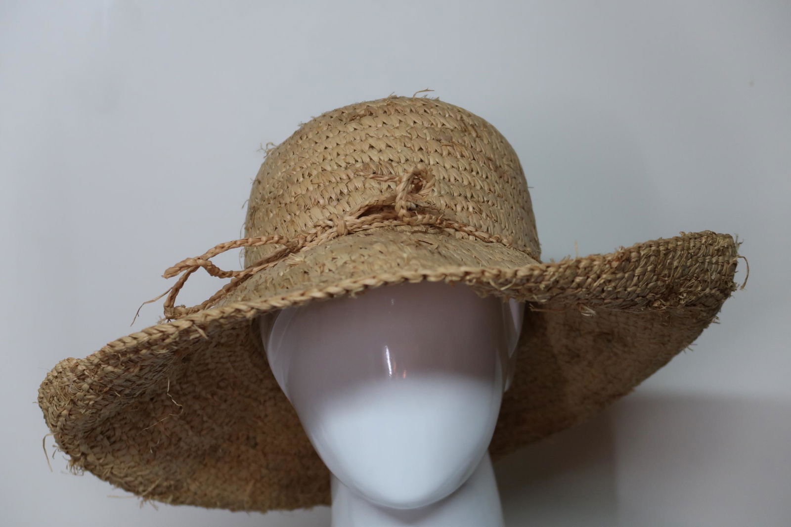 Bahama's Straw Hat: One size, Bahama's straw soft hat
